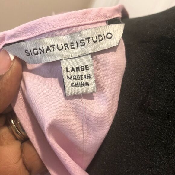 Signature Studio pink ruffle peplum sleeveless top - Picture 7 of 9